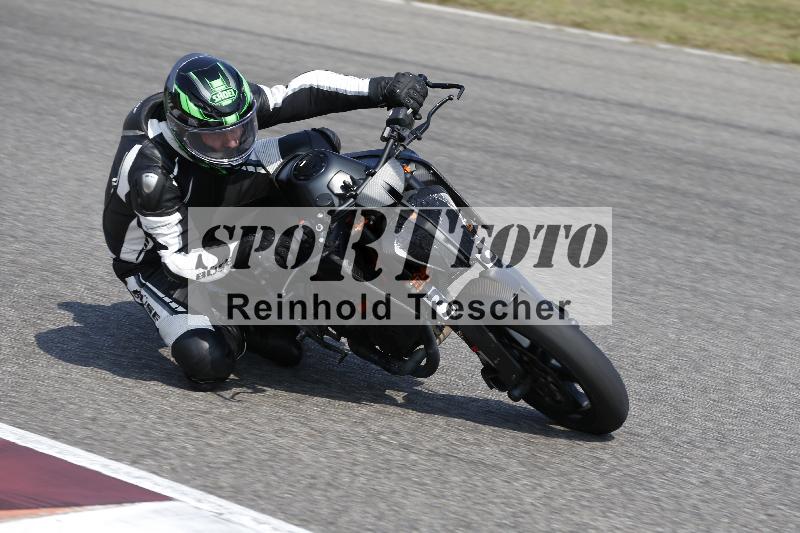 /Archiv-2025/49 26.08.2025 Cornu Master School ADR/rot-rouge/38